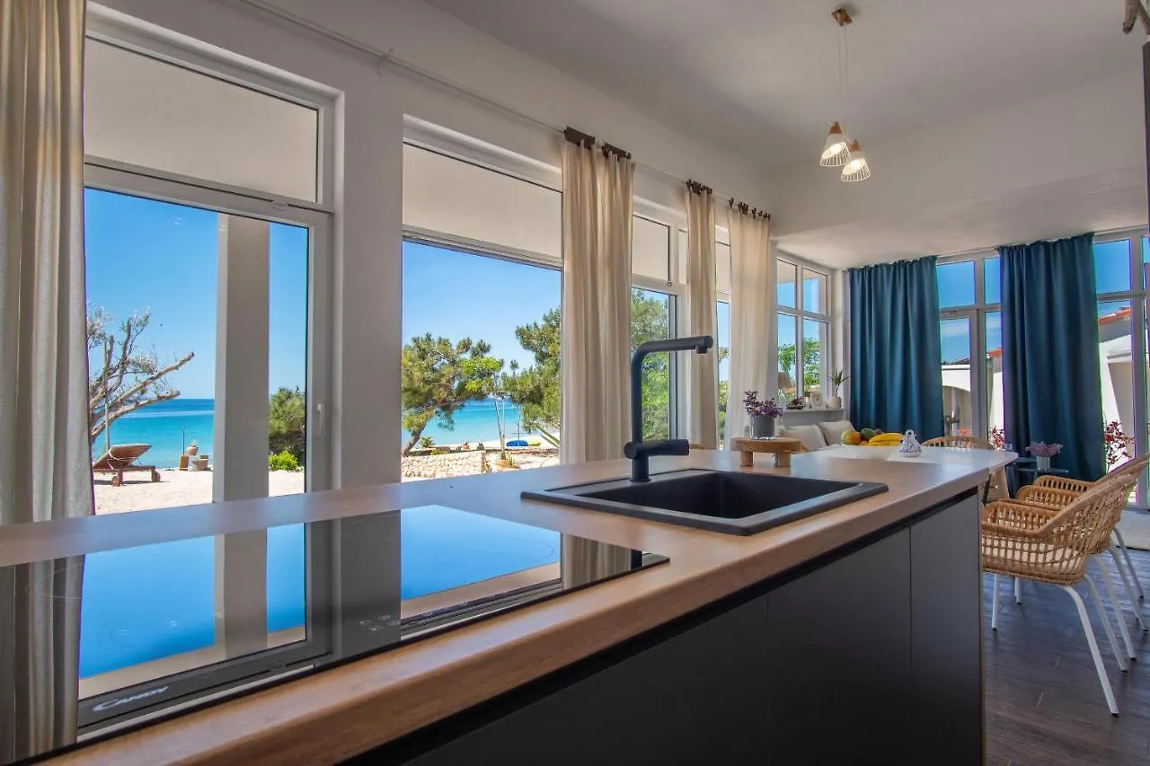Beachfront Paladina Holiday Home