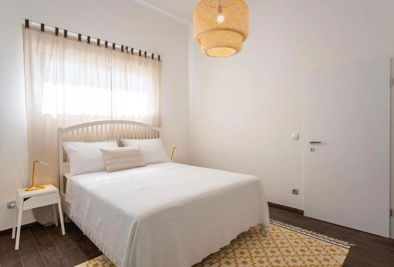 Beachfront Paladina Holiday Home  Kolan