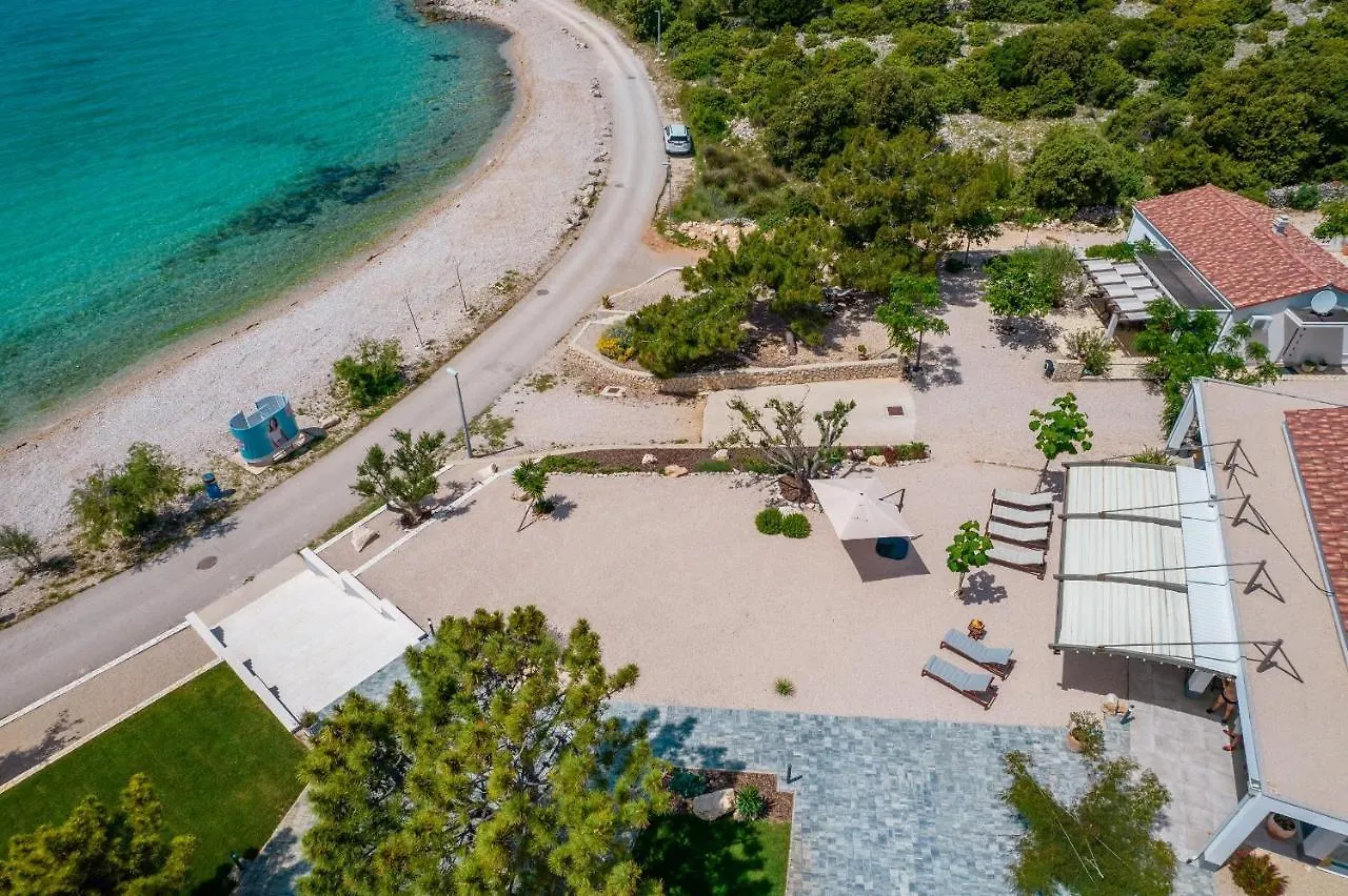 Beachfront Paladina Holiday Home